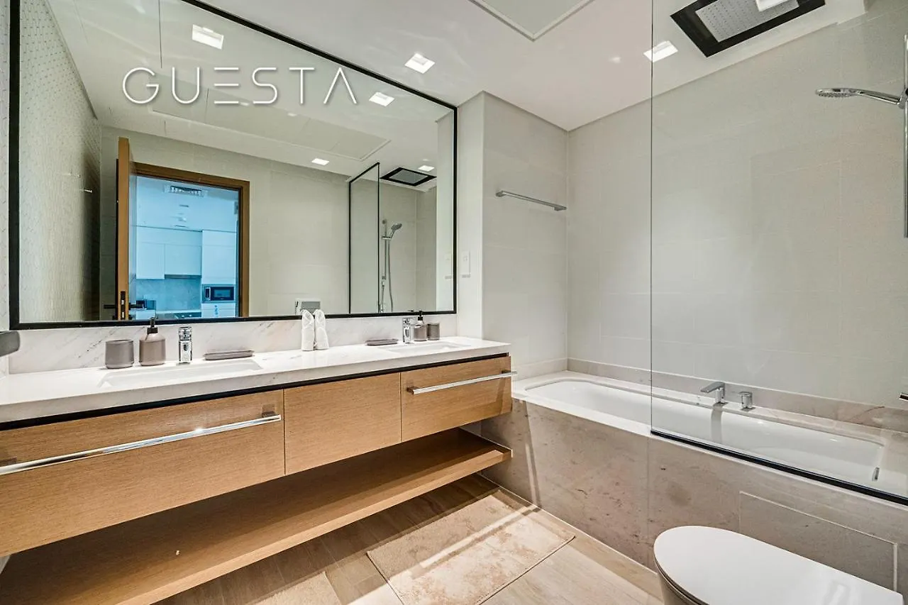 Palace Residences, Dubai Creek Harbour Apartment